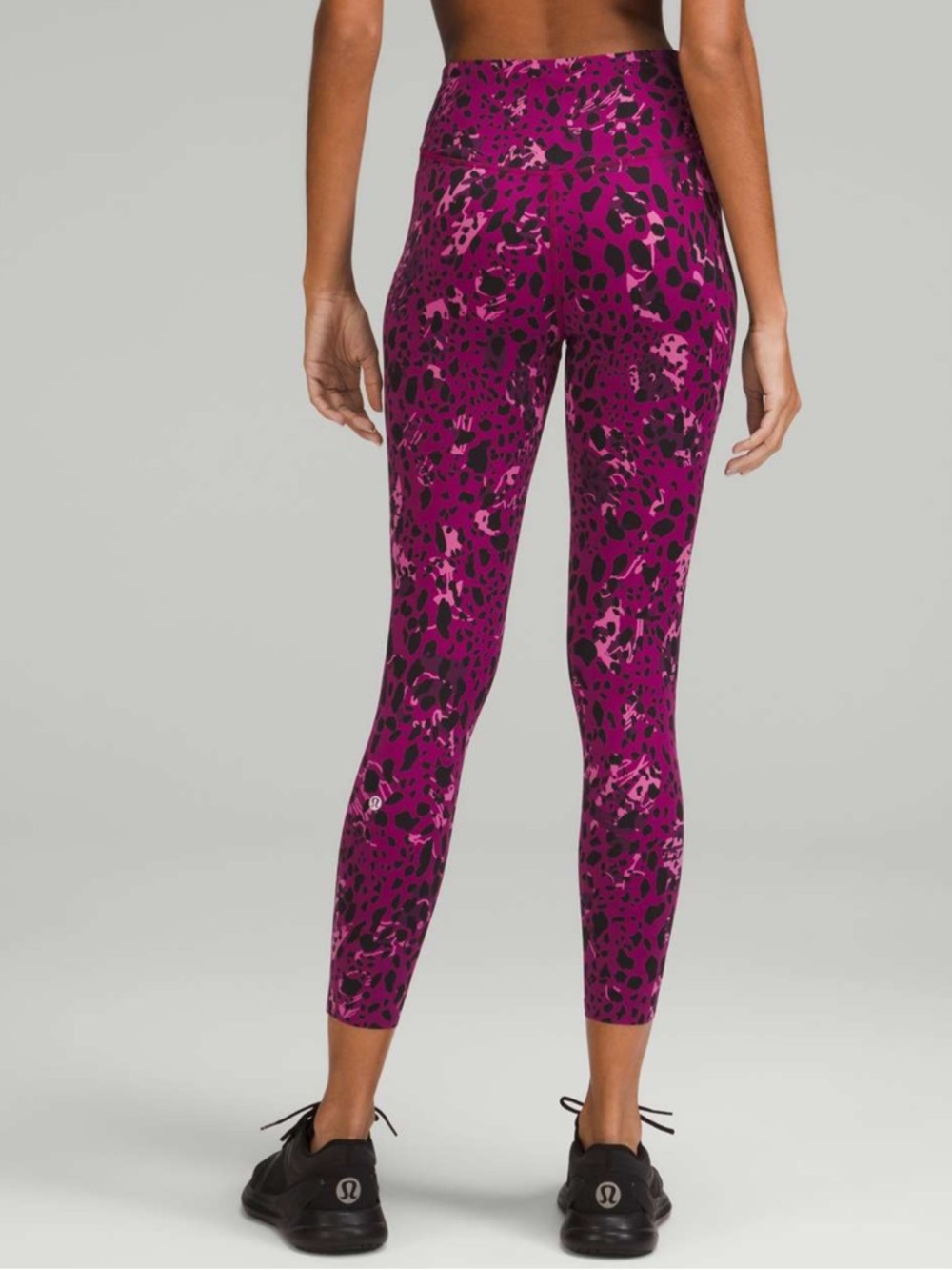 Lululemon Base Pace High-Rise Running
Tight 25" Cheetah Camo Magenta